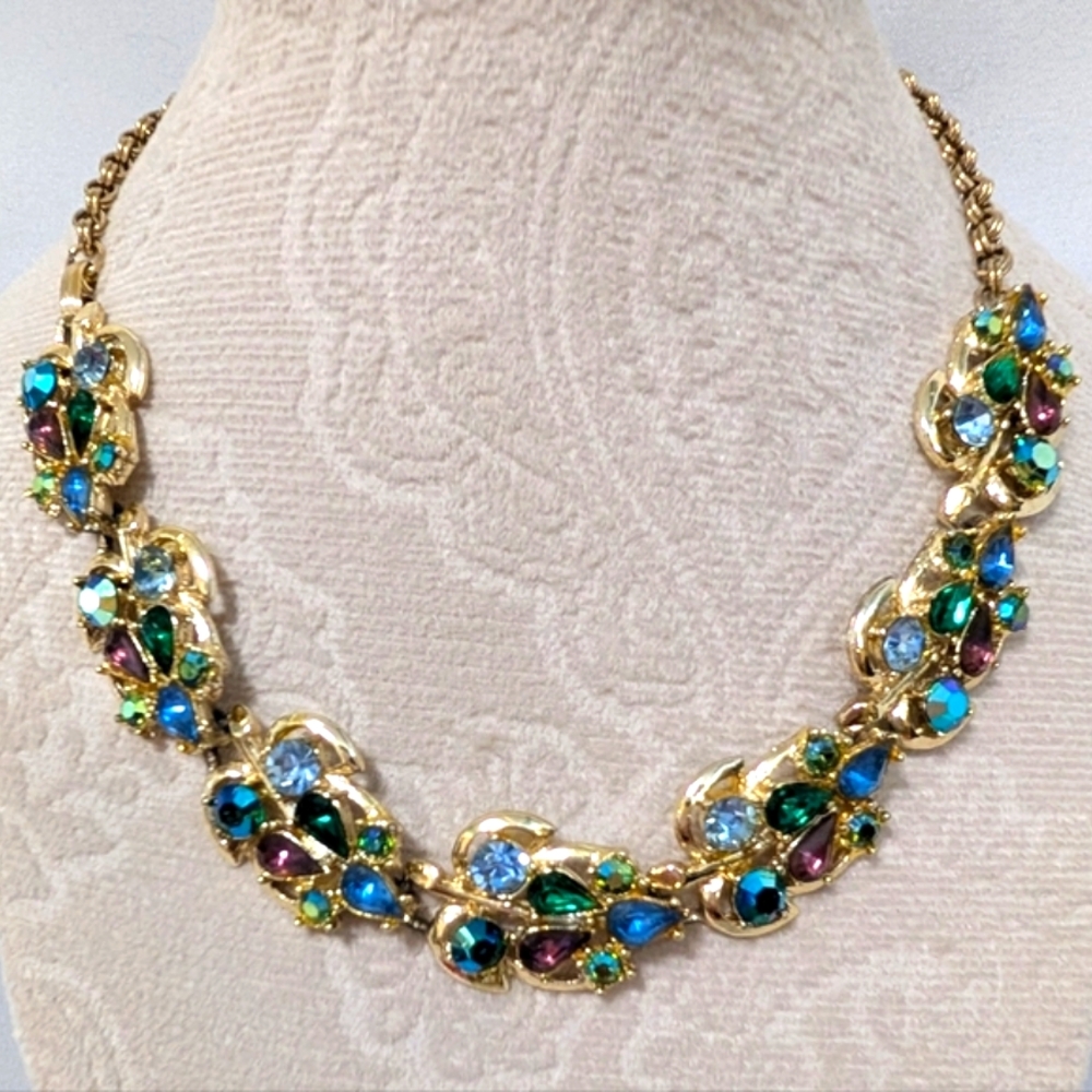 SALE ! Vtg Peacock Colors Rhinestones w Abstract Leaves 60s Era Necklace Video